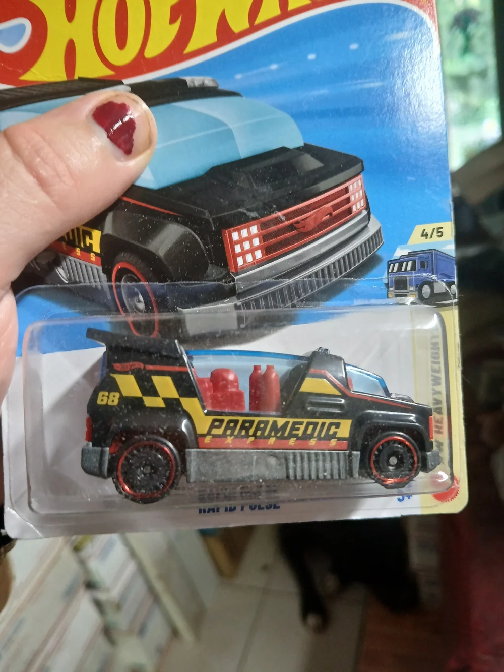 Hot Wheels Rapid Pulse  futuristic hybrid emergency ambulance die-cast Black